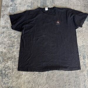 VINTAGE CALVIN KLEIN TEE